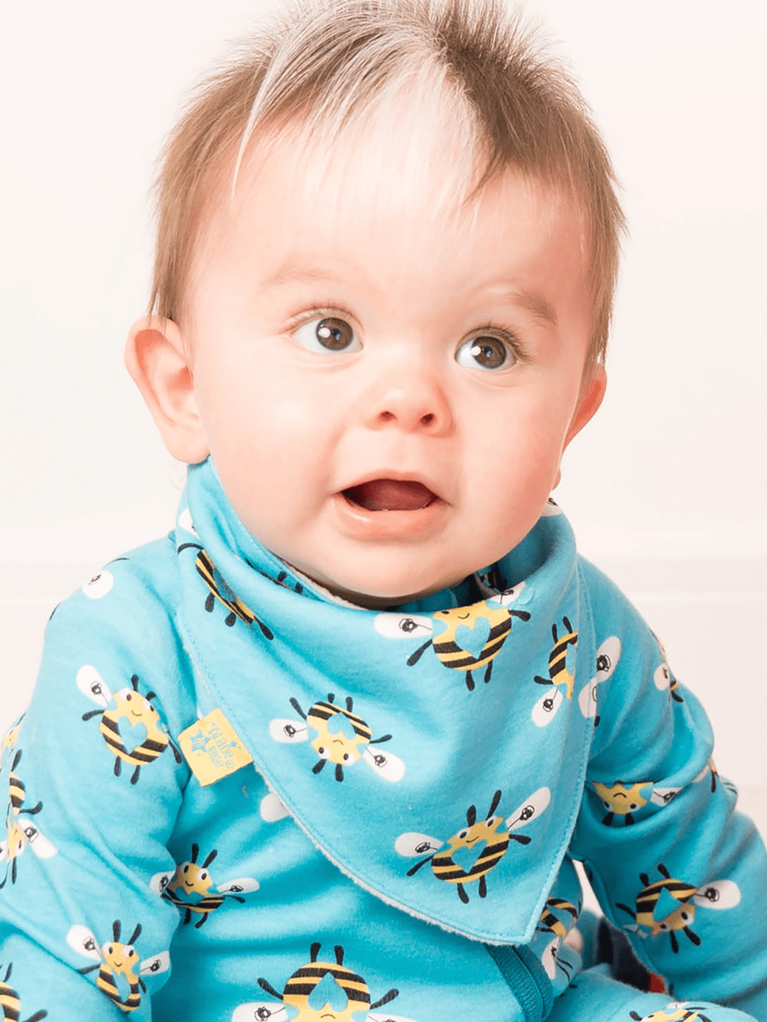 Buzzy Bee Bib - Blade & Rose UK