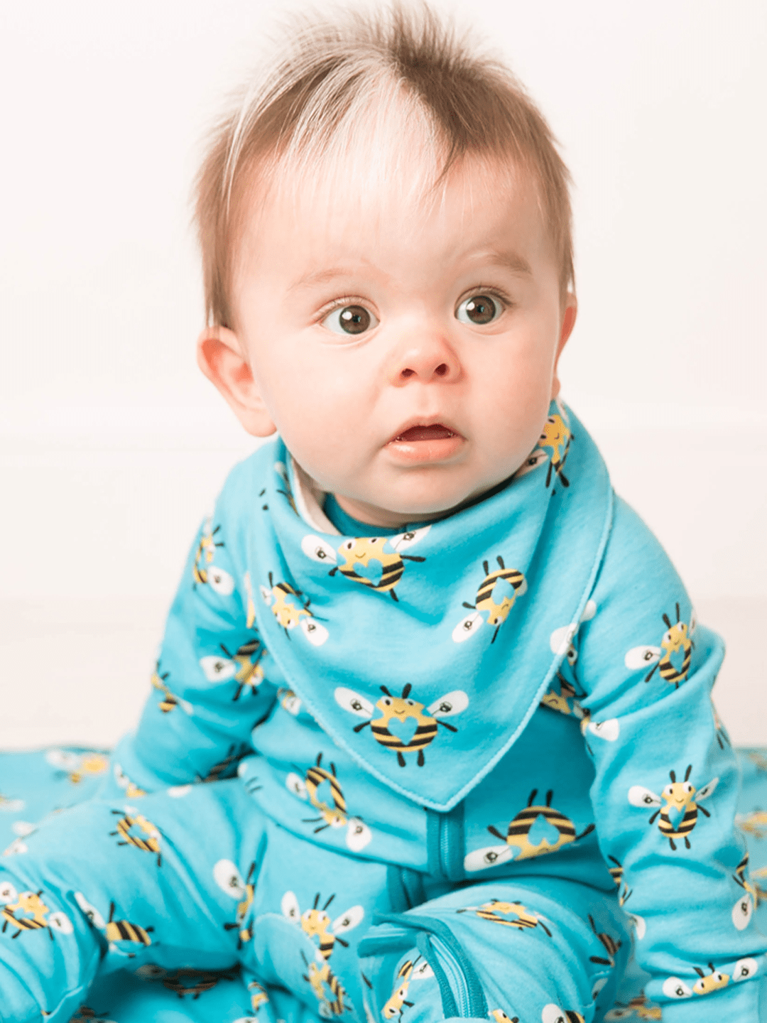 Buzzy Bee Bib - Blade & Rose UK