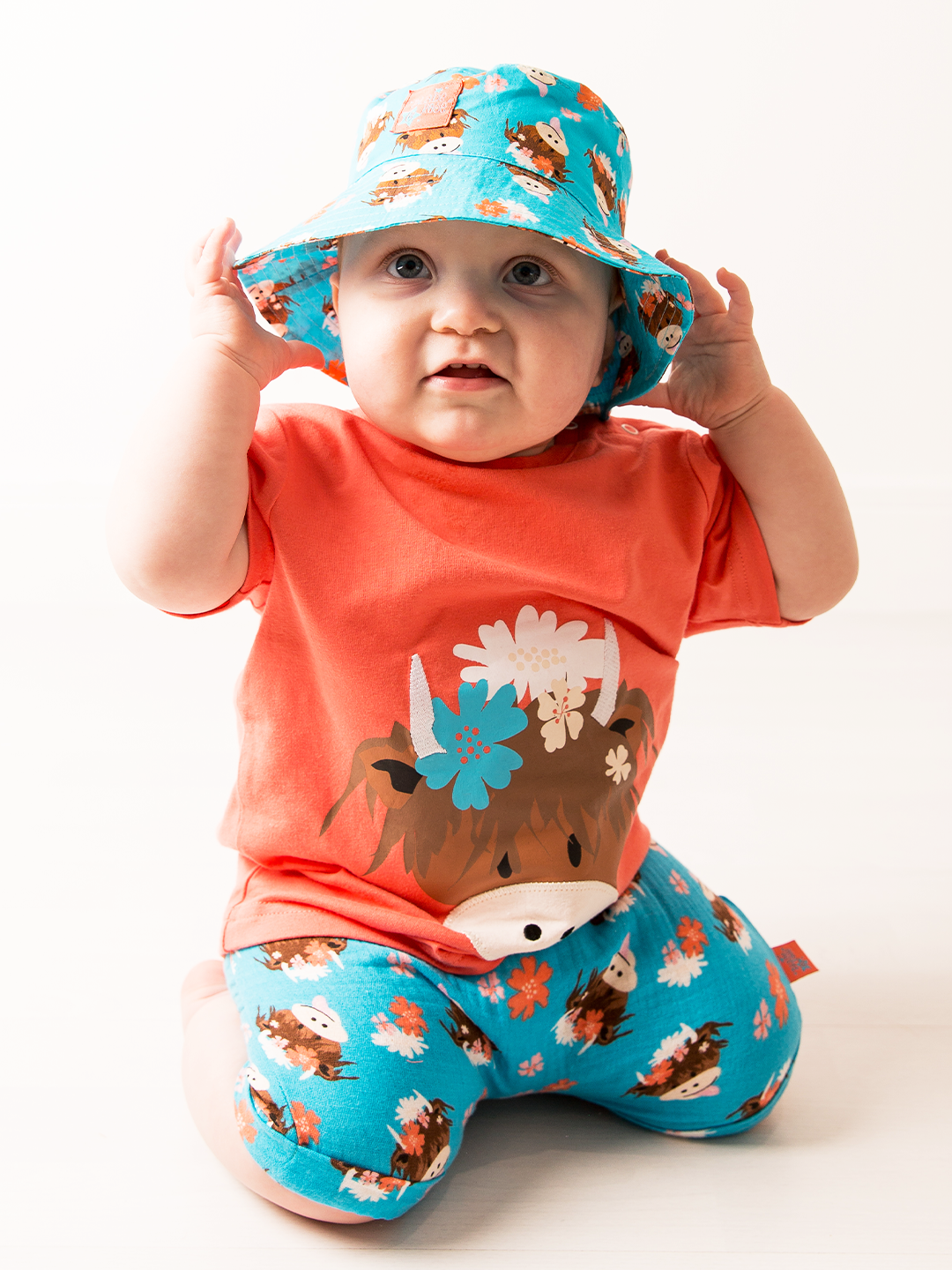 Bonnie Highland Cow Lightweight Summer Outfit (2PC) - Blade & Rose UK