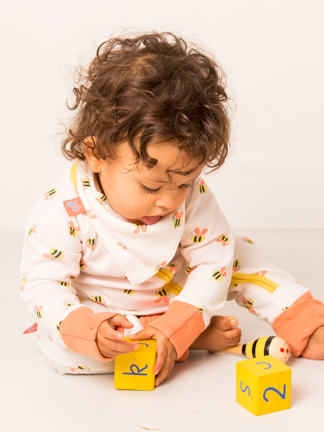 Honey Bee Romper & Bib Gift Box Set - Blade & Rose UK