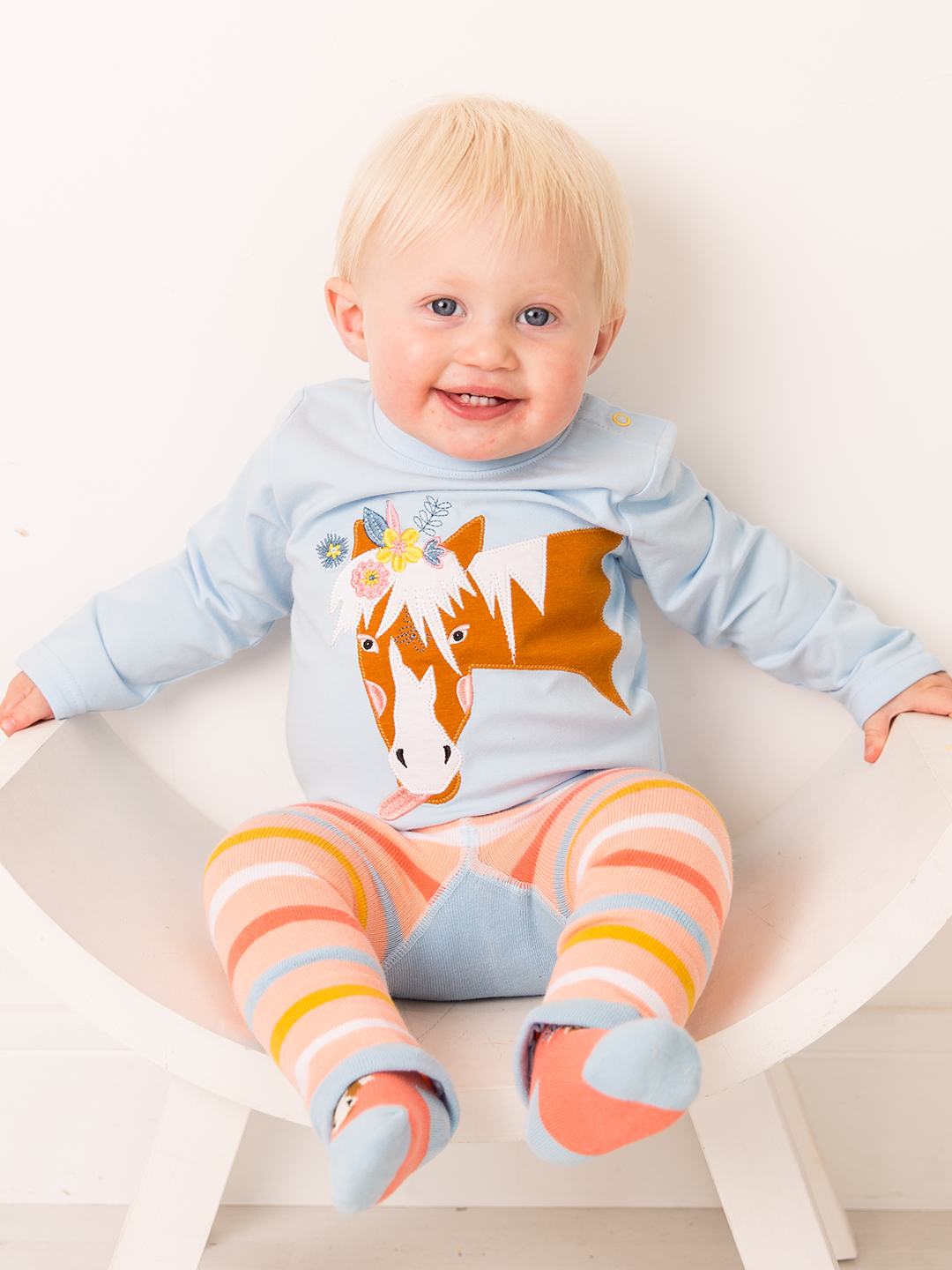 Bella the Horse Top Blade & Rose UK