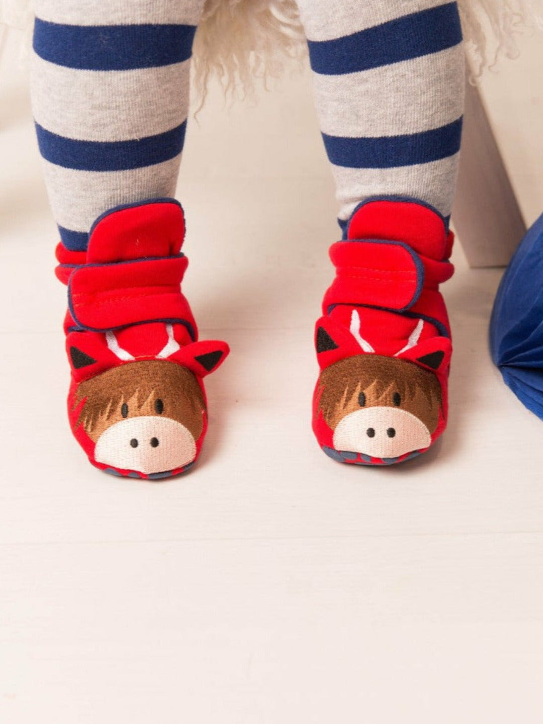 Highland Cattle Plush Slipper Socks for Kids