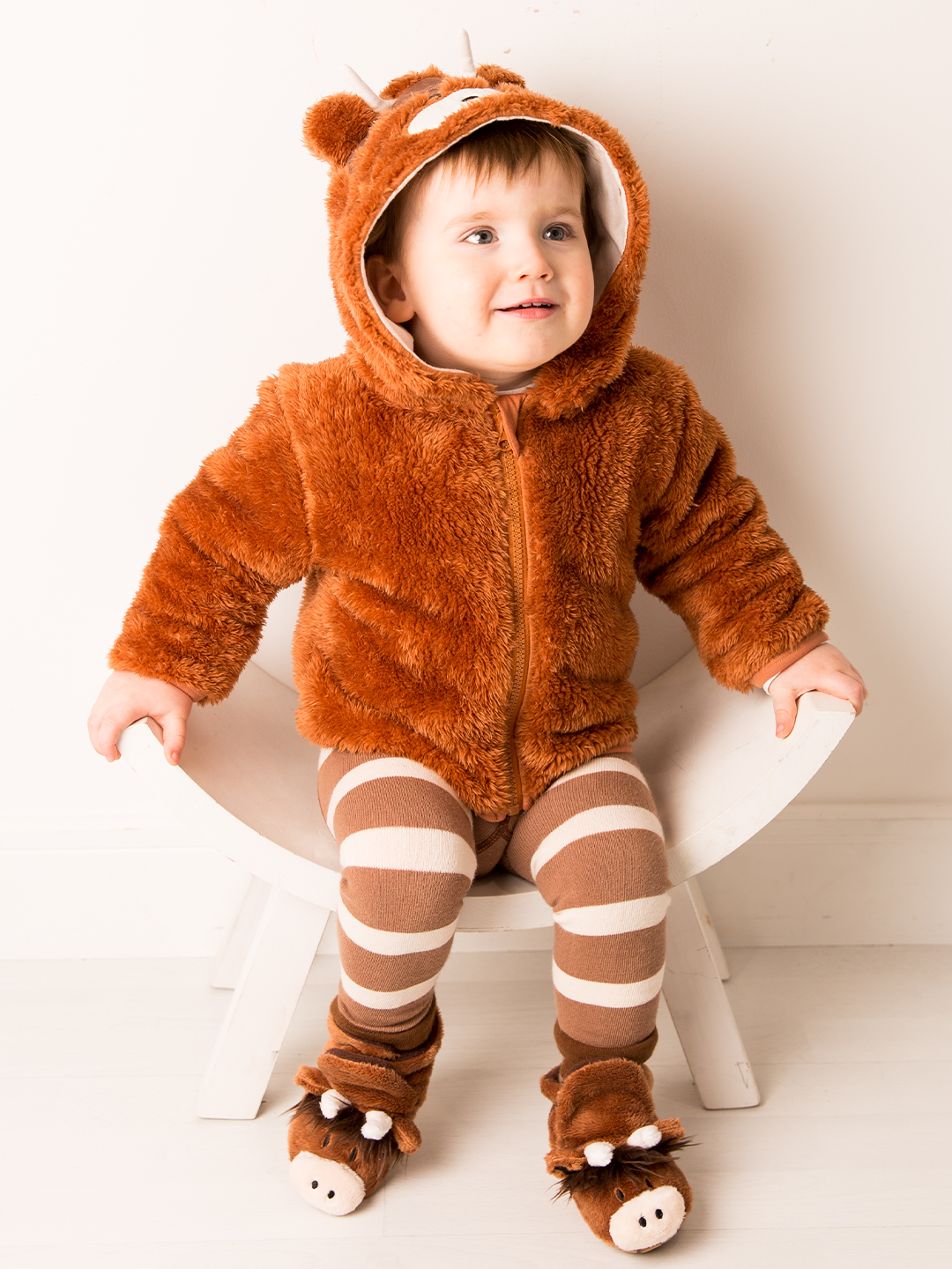 Neutral Highland Cow Hoodie - Blade & Rose UK