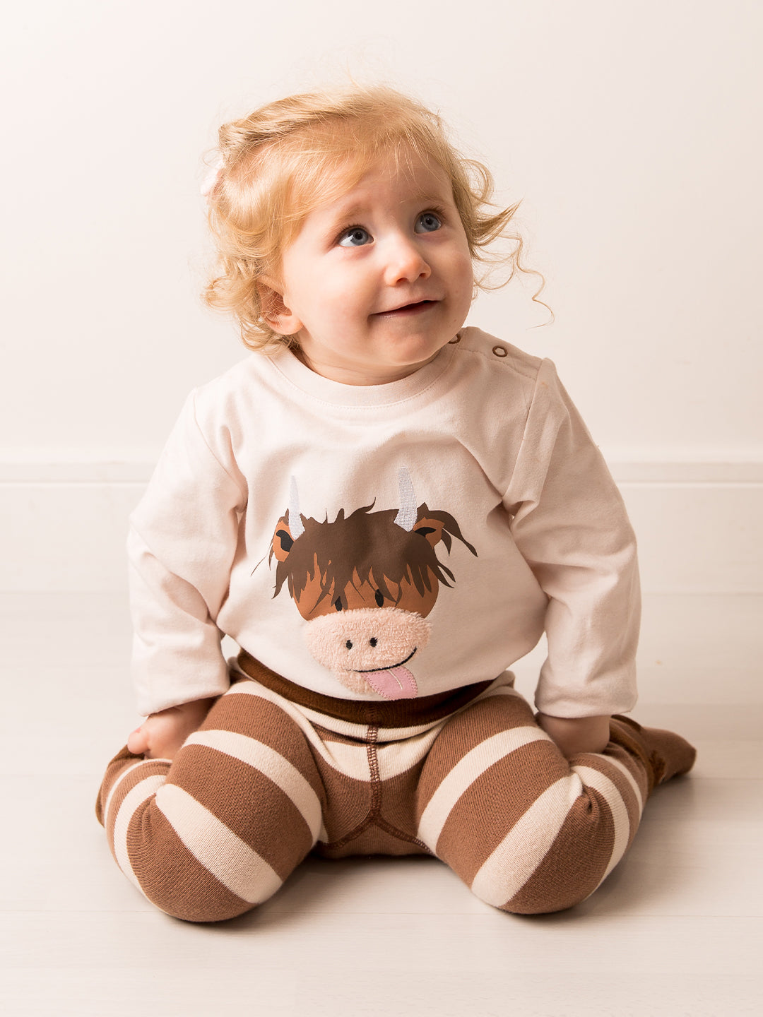 Neutral Highland Cow Gifting Set