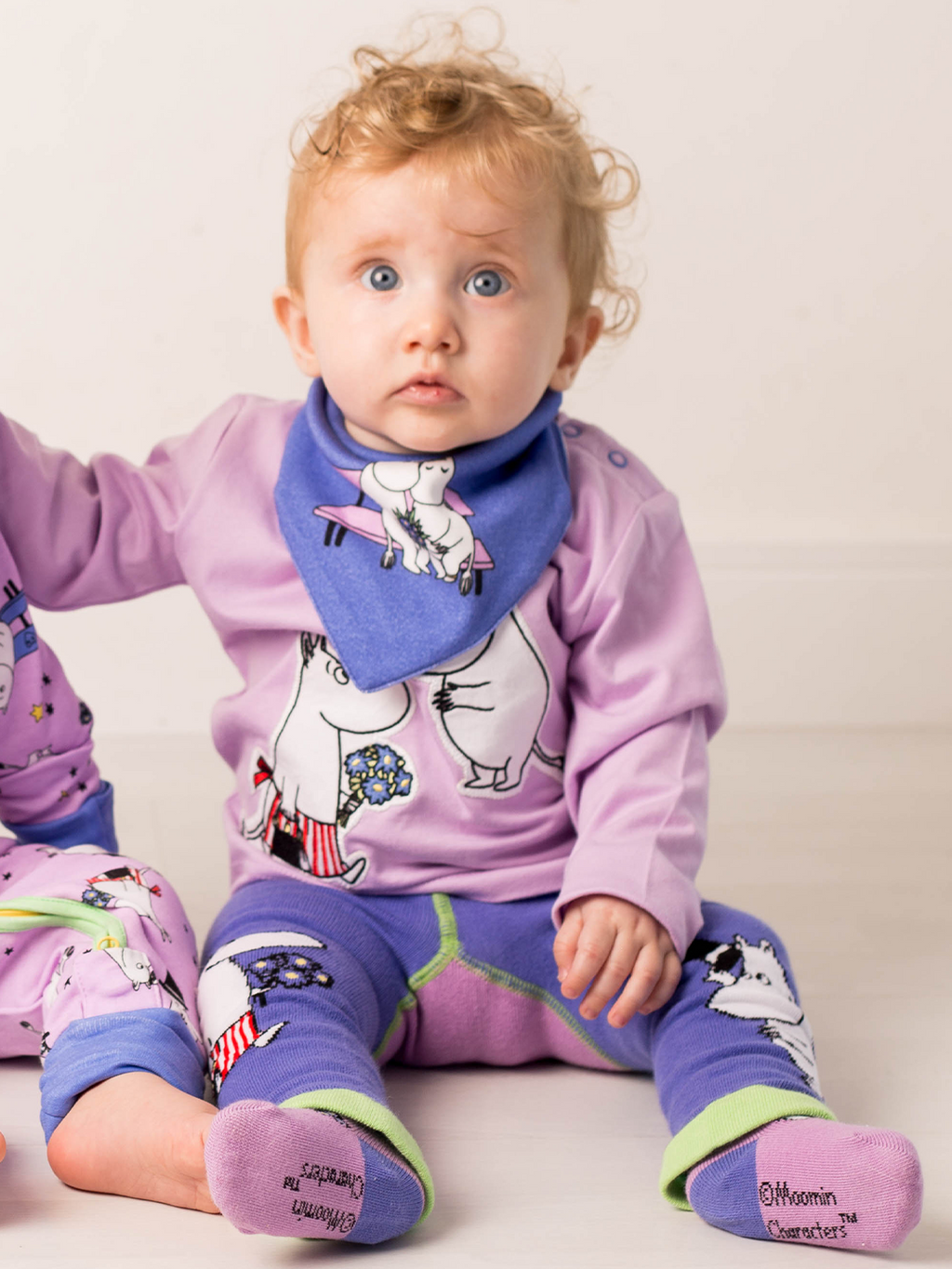 Moomin™ Organic Love Forever Warm Blue Bib - Blade & Rose UK