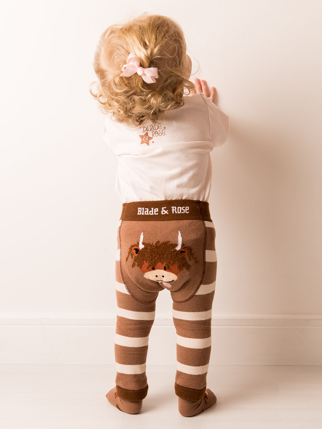 Neutral Highland Cow Gifting Set