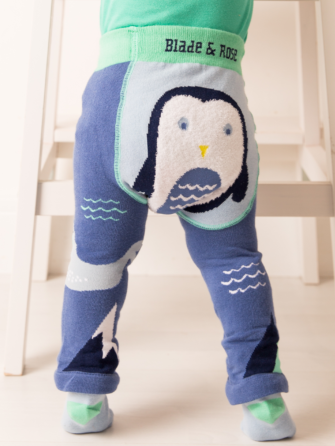 Arctic Friends Leggings