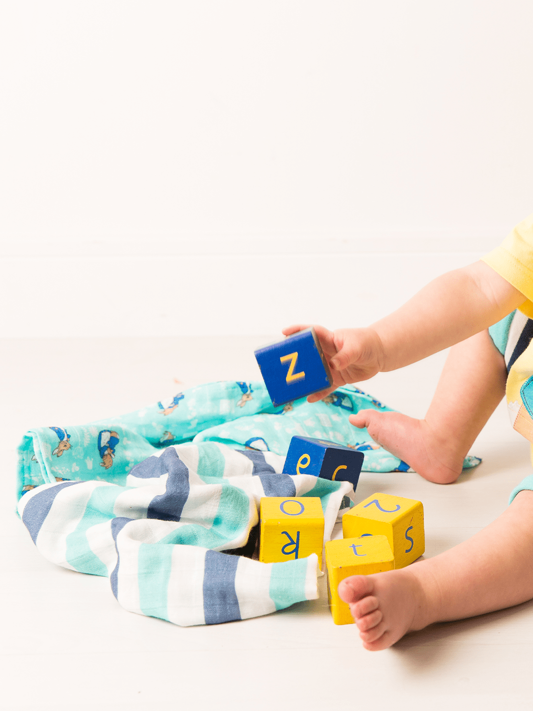 Peter Rabbit™ In The Garden Muslin Squares - Blade & Rose UK