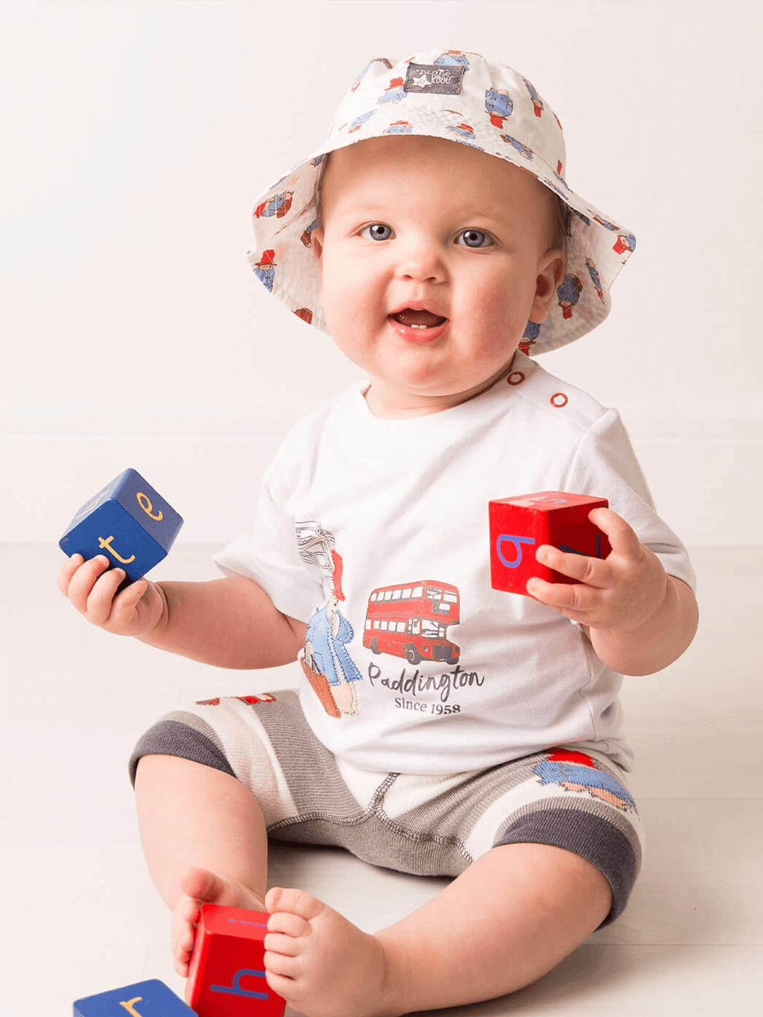 Paddington™ Loves to Travel Tee