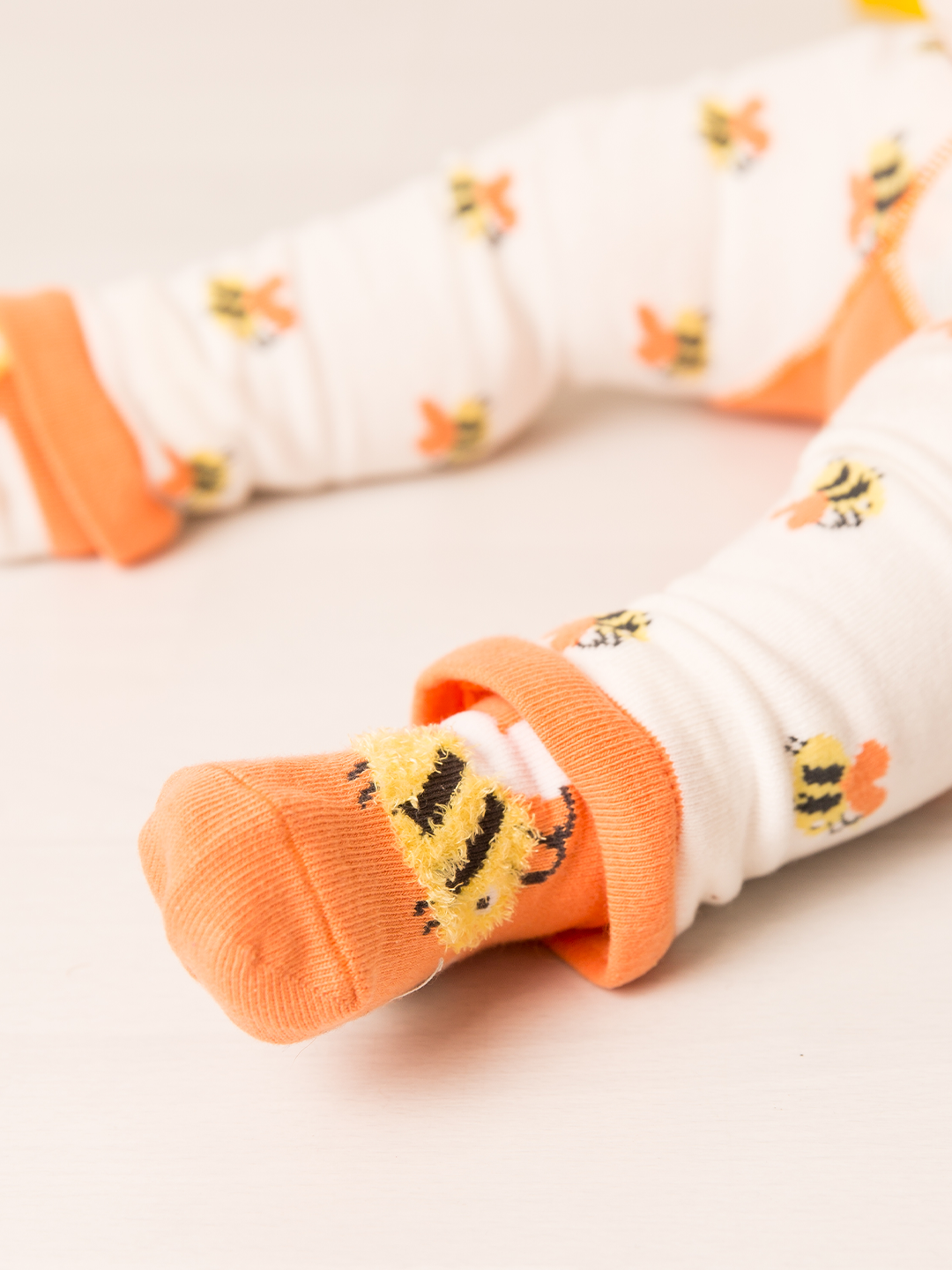 Honey Bee Socks - Blade & Rose UK