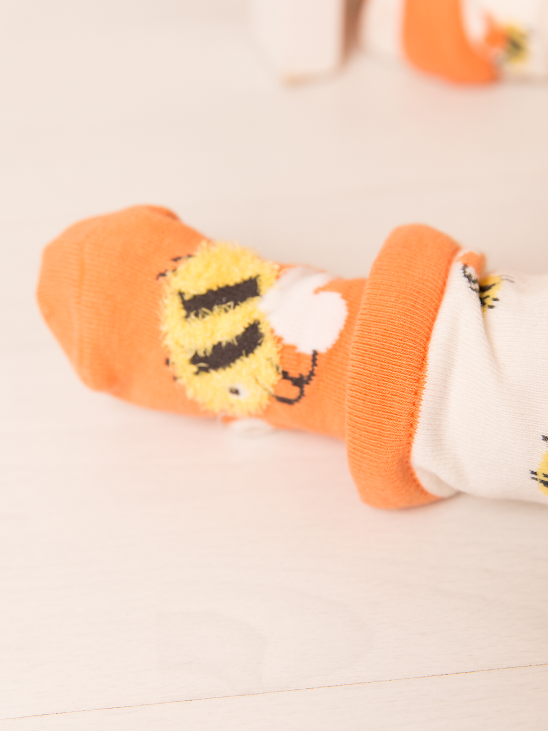 Honey Bee Socks - Blade & Rose UK