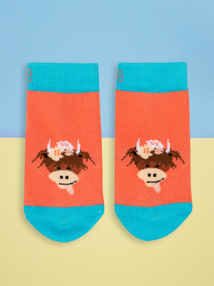 Bonnie Highland Cow Socks