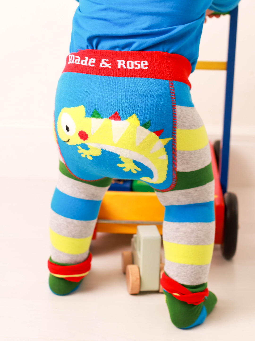 Chameleon Outfit (2PC) - Blade & Rose UK